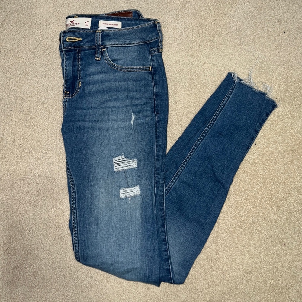 Hollister low rise